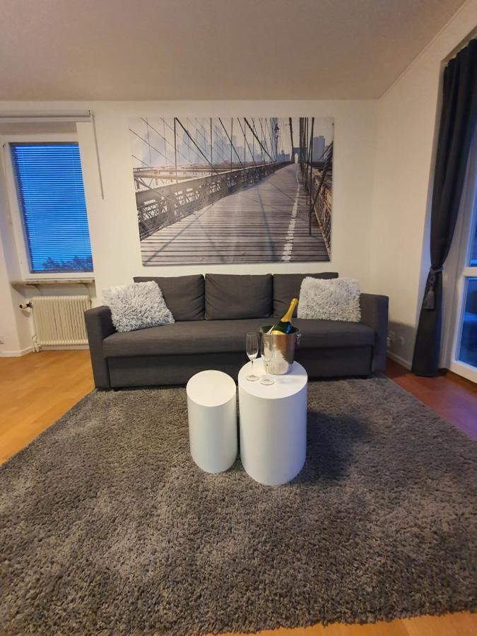 Apartment Close To The Subway. Beautiful And Cozy Apartment! *