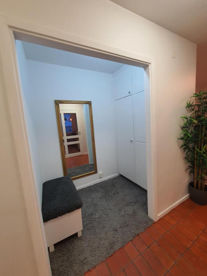 Close To The Subway. Beautiful And Cozy Apartment! Apartment *