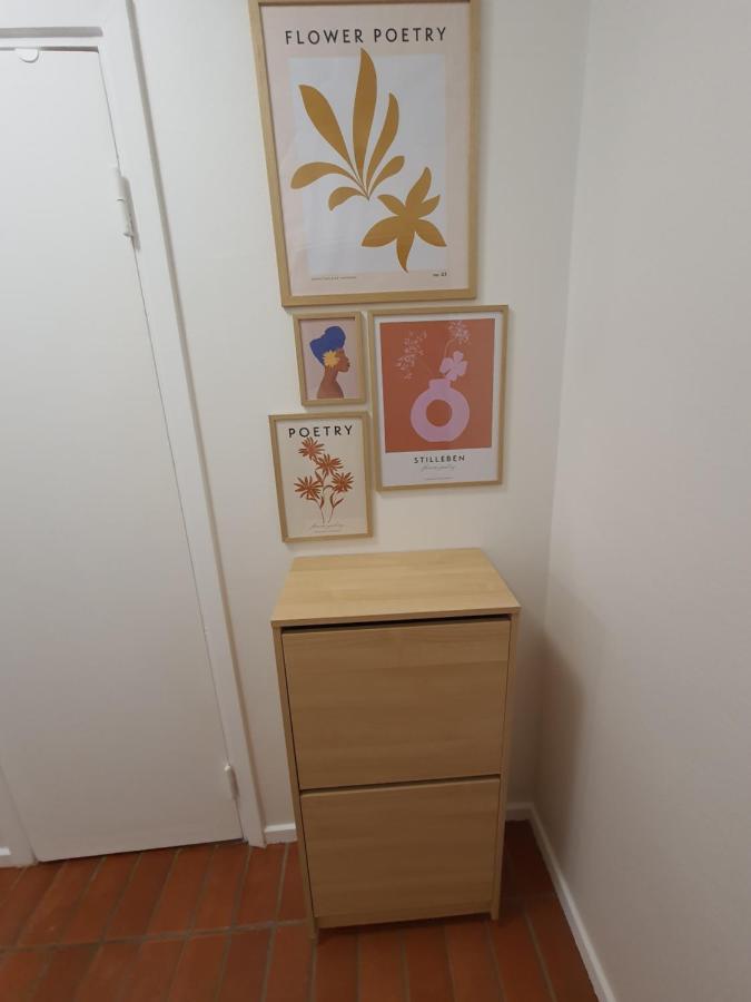Close To The Subway. Beautiful And Cozy Apartment!