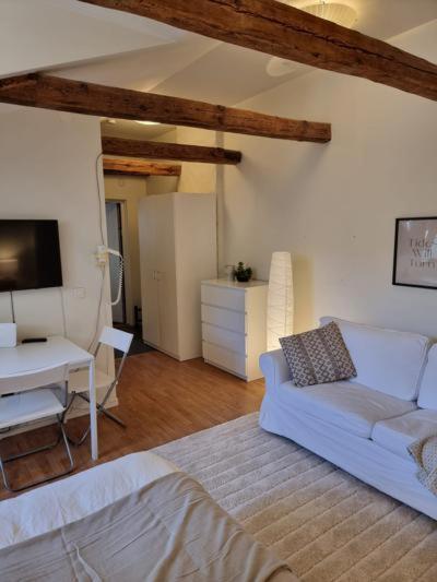 Chic-1-bedroom Loft For 3 - 914 *