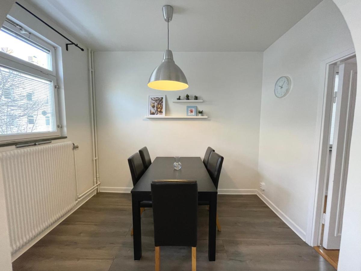 Apartment & Living