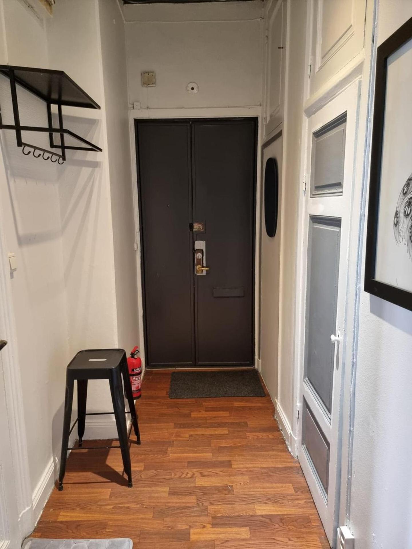Apartment!