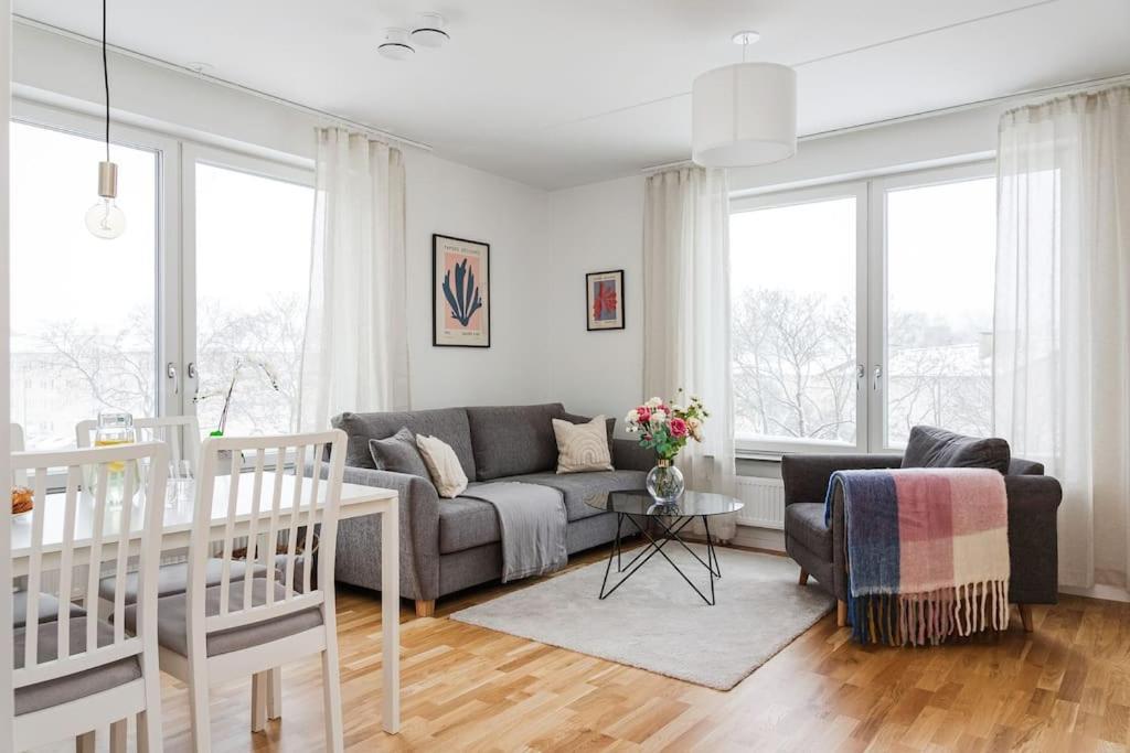 Modern Scandinavian In Lägenhet *