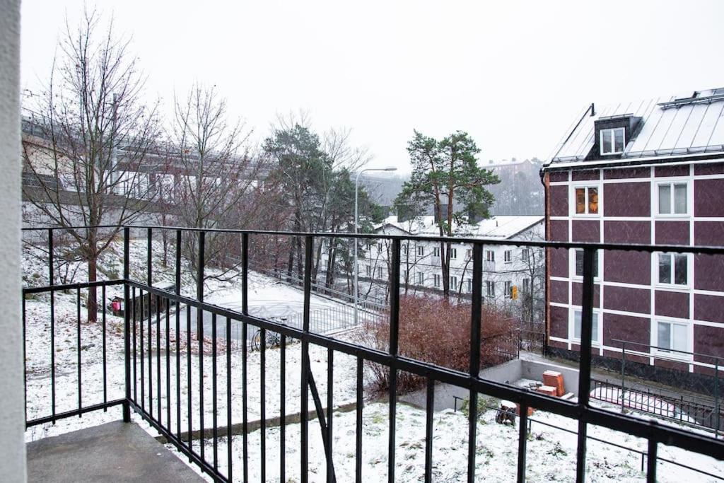 Modern 1 Bed Gem Stylish Stockholm