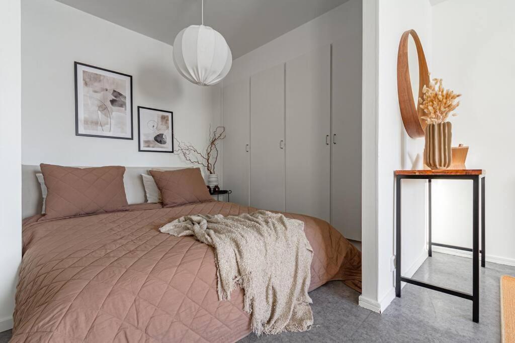Apartment Charming In Sodermalm