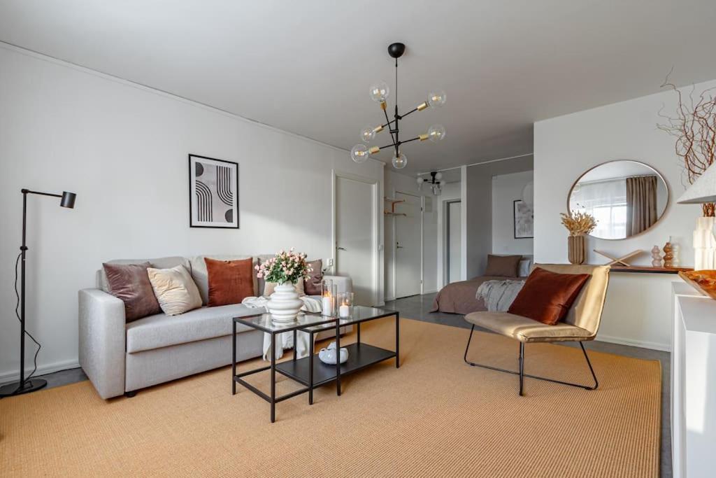 Apartment Charming In Sodermalm