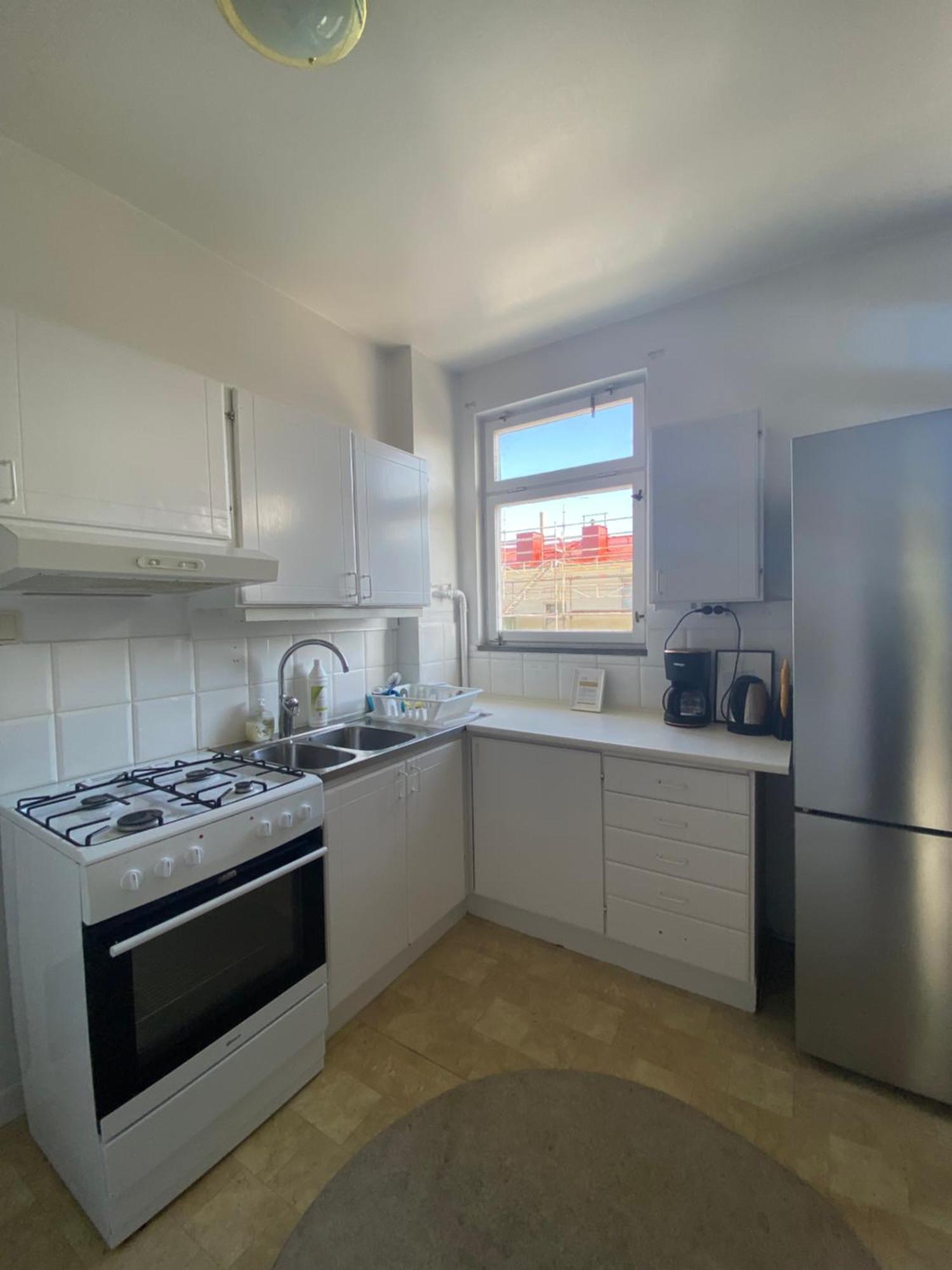 Apartment & Living