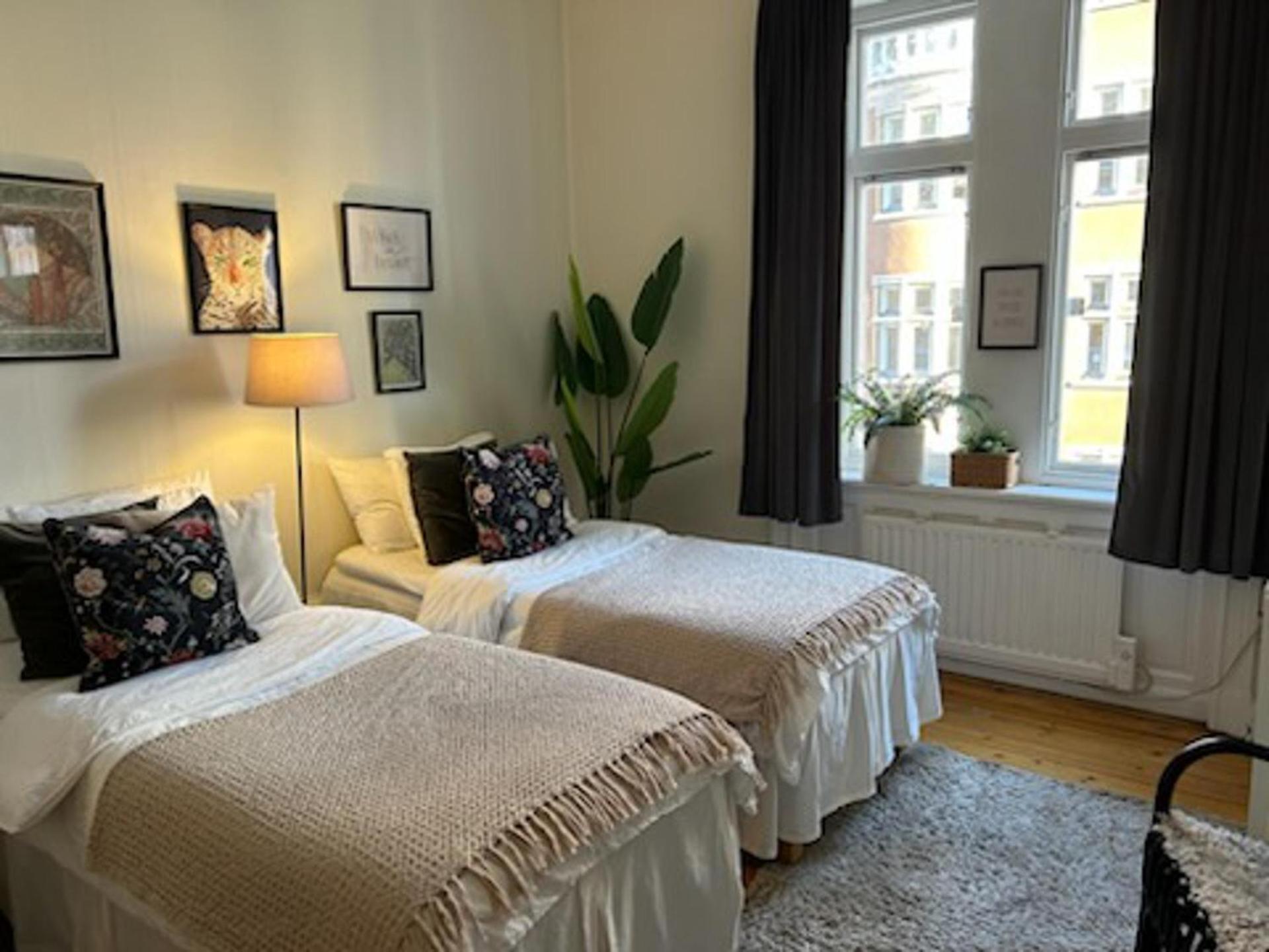 Loft Haven 3 Beds In A 1-bedroom Gem Lägenhet *