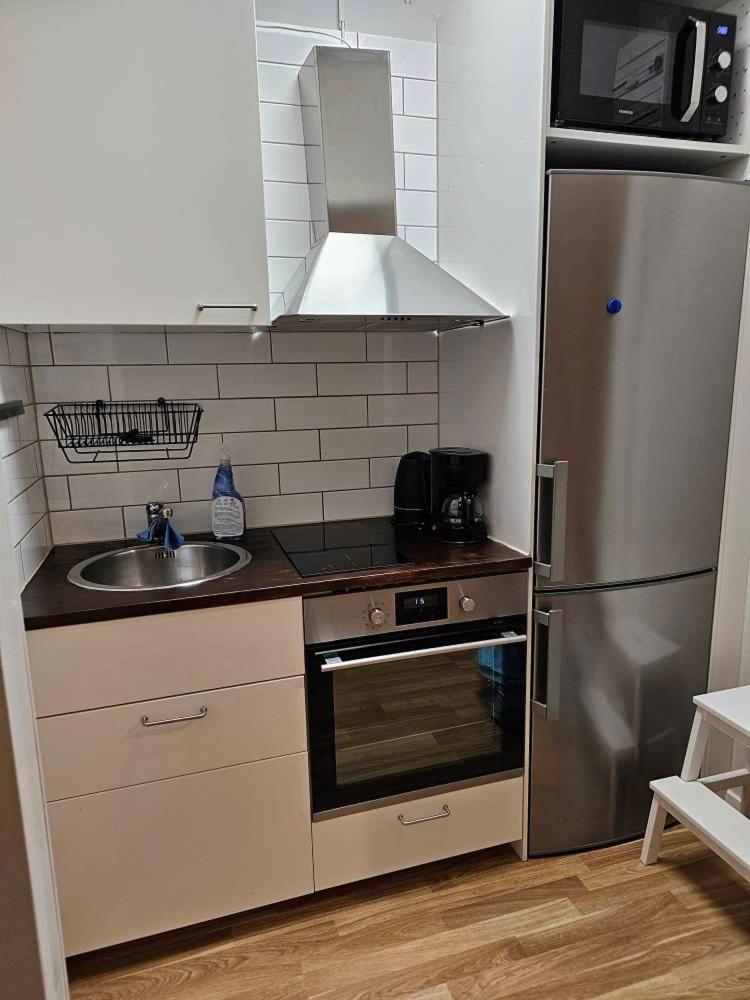 Hostel Living