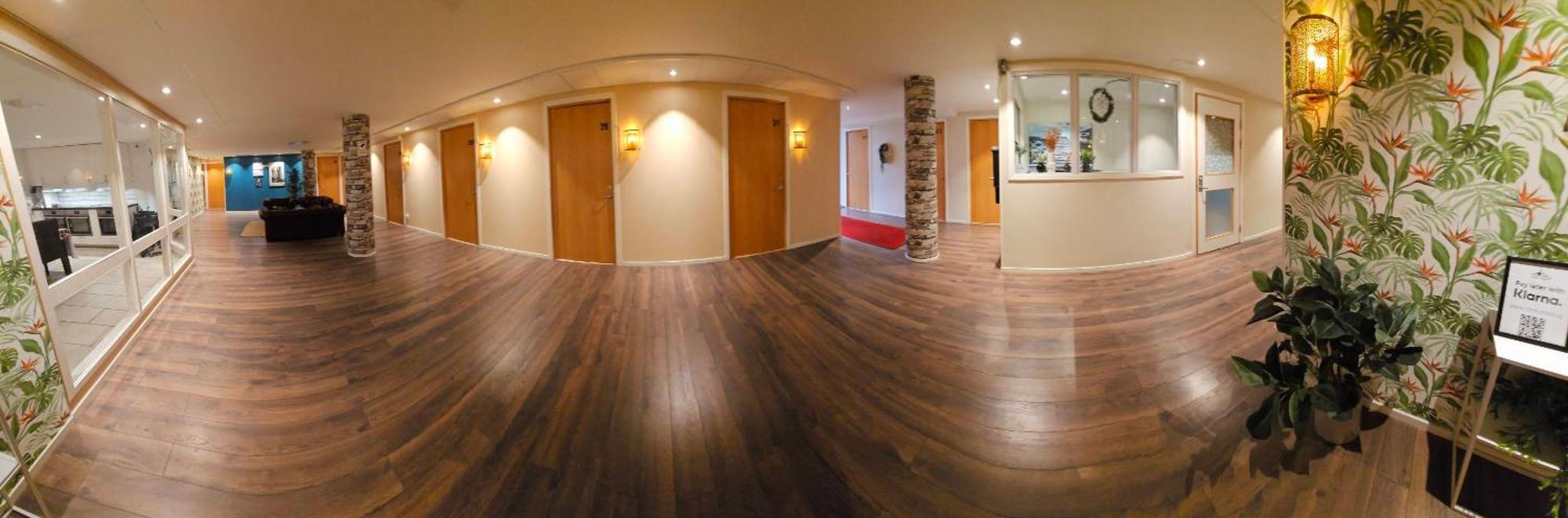 Living Hostel *