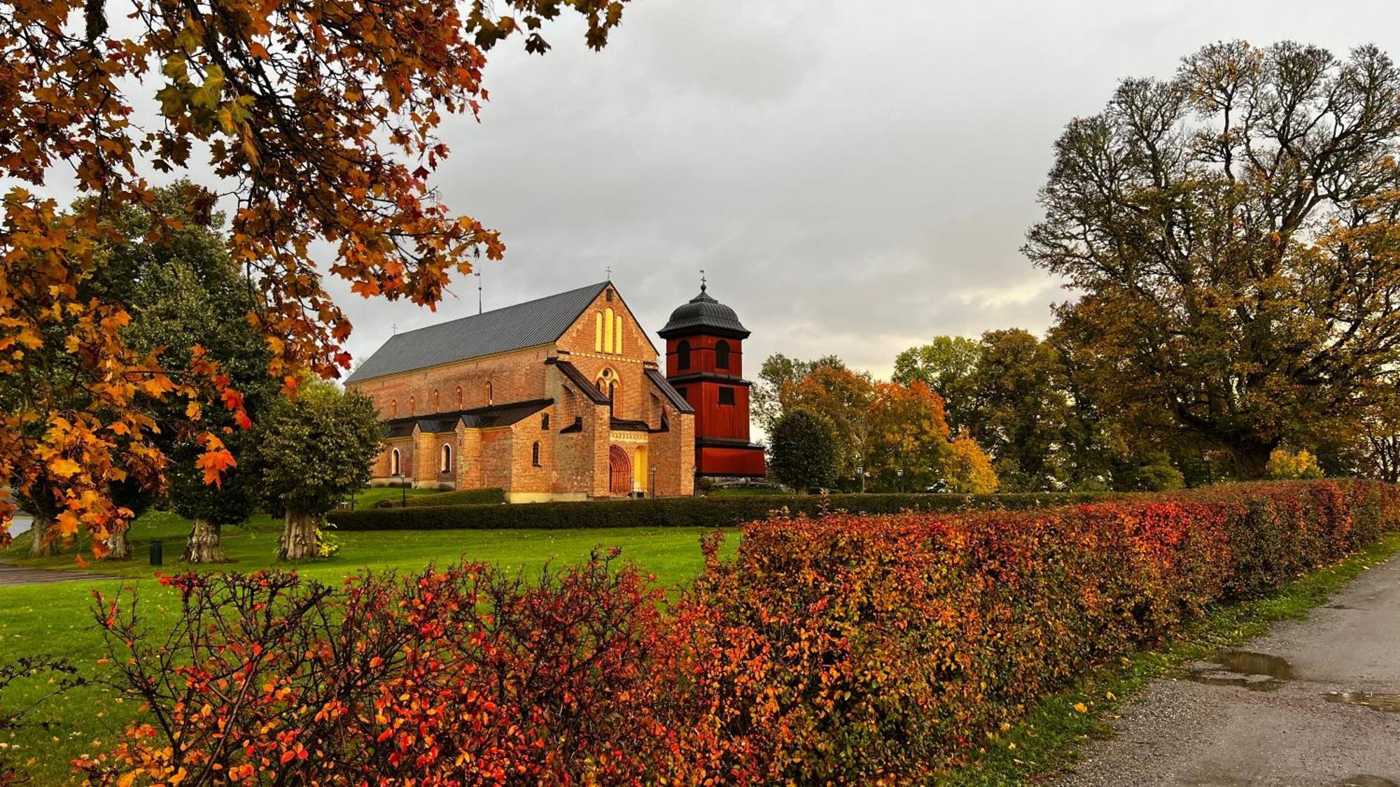 Hospedagem domiciliar Cozy In Kungsangen-read Host Info *