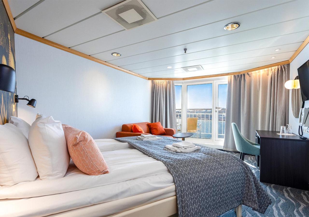 Viking Line Ferry Gabriella - 2-night Cruise Stockholm-helsinki-stockholm