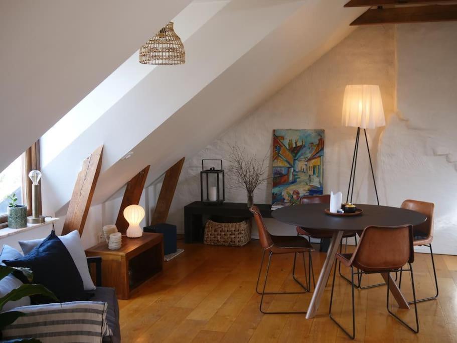 Apartment Spacious Penthouse Close To Center Stockholm