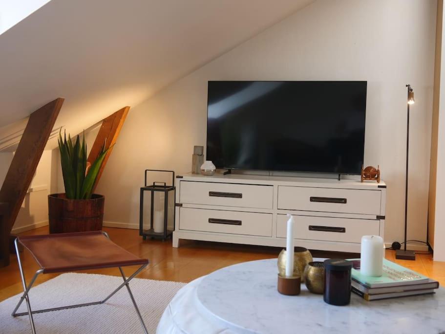 Spacious Penthouse Close To Center Stockholm