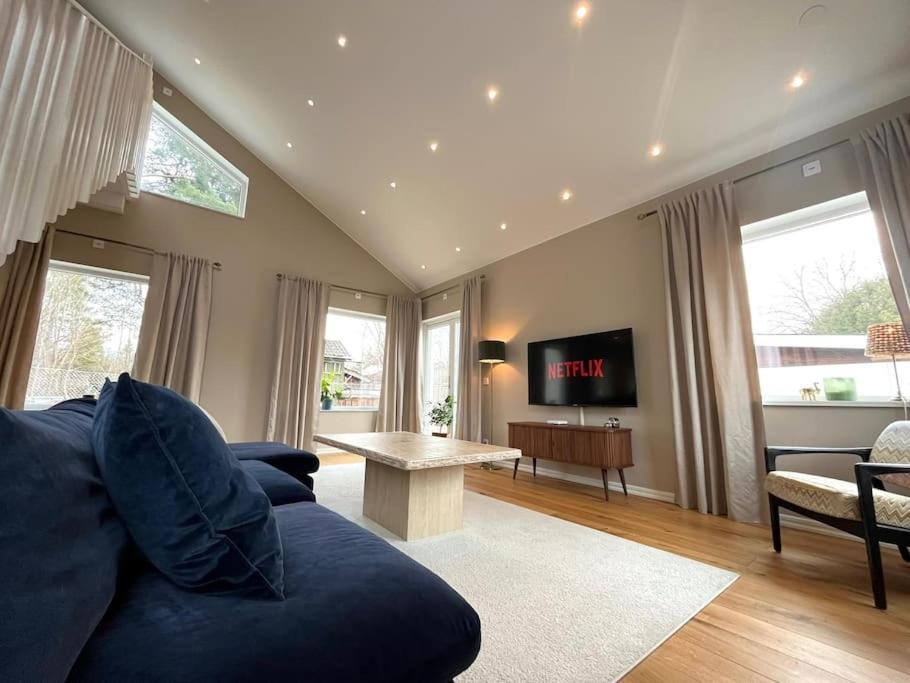 Luxury With Jacuzzi Stockholm