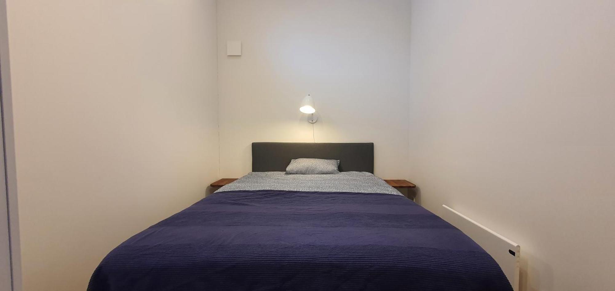 Apartamento Smakfullt Attefallshus Med Stort Loft Naera Naturen *