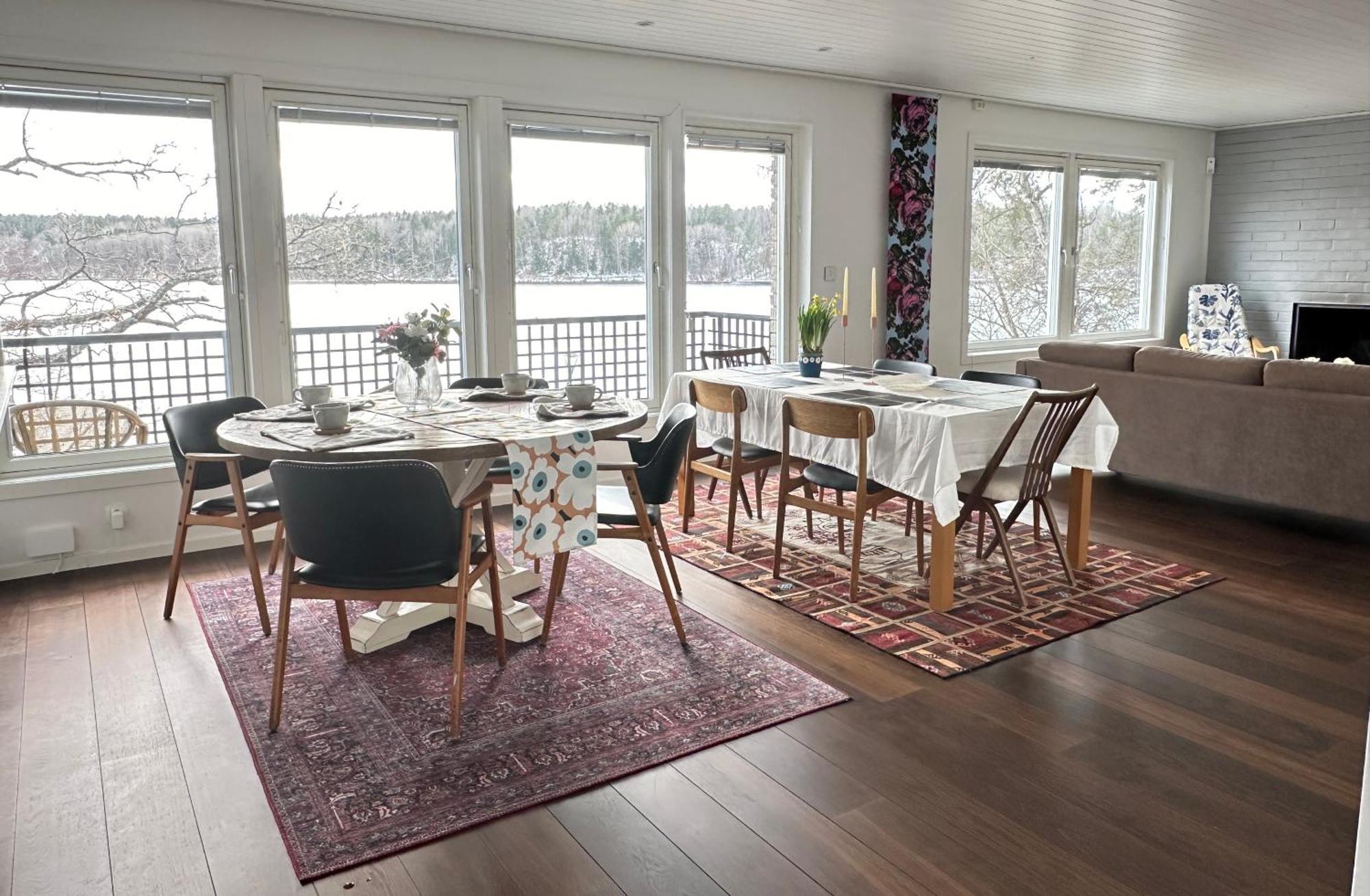 Villa The Luxurious Lakeview Near *