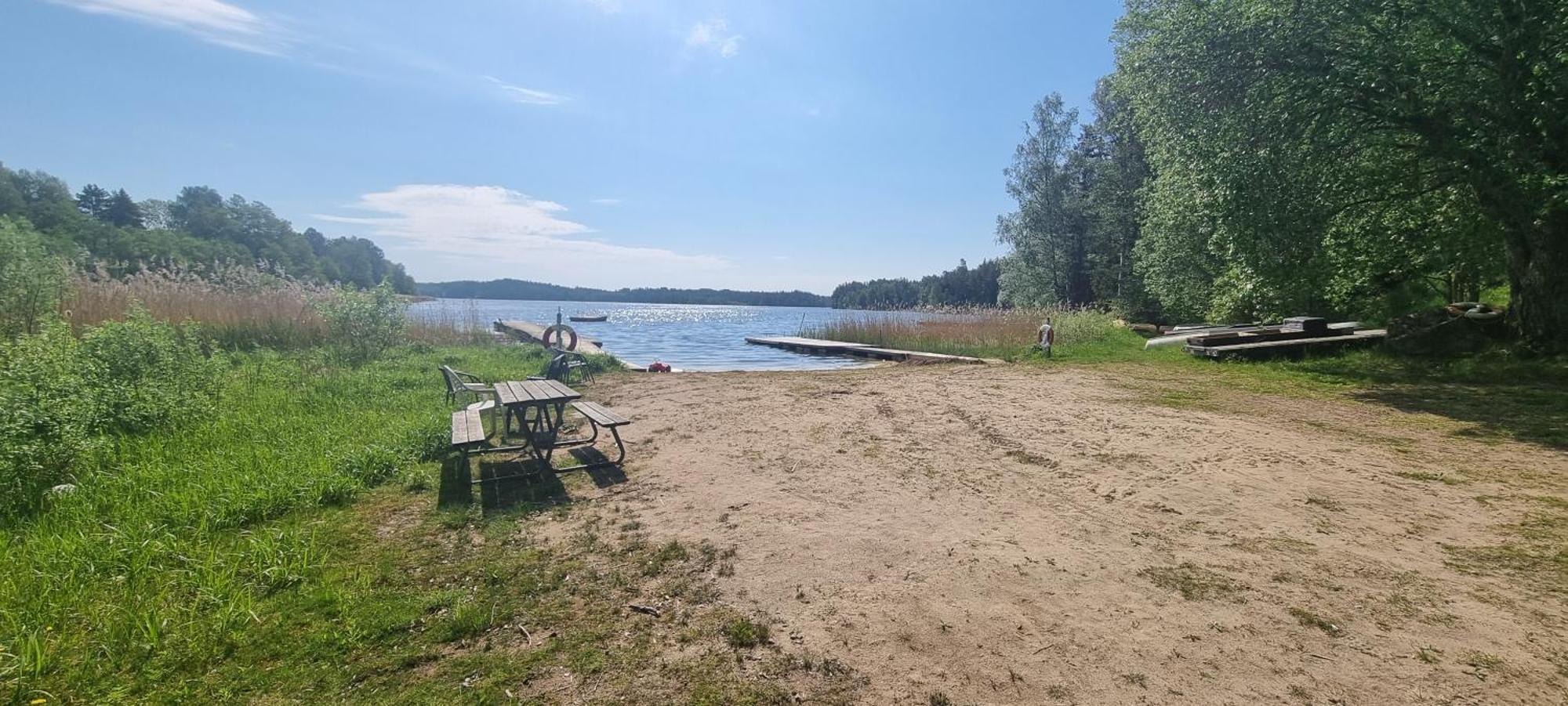 Private Lake Cabin Villa Stockholm