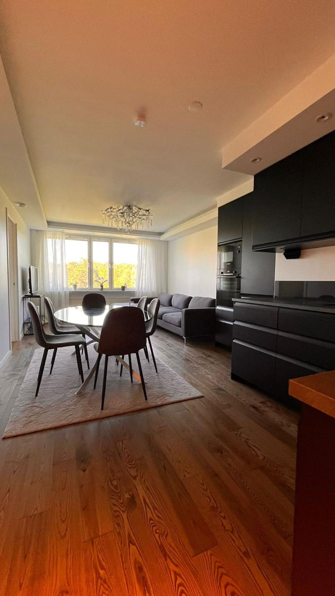 Vackert Nyrenoverad Laegenhet Apartment Stockholm