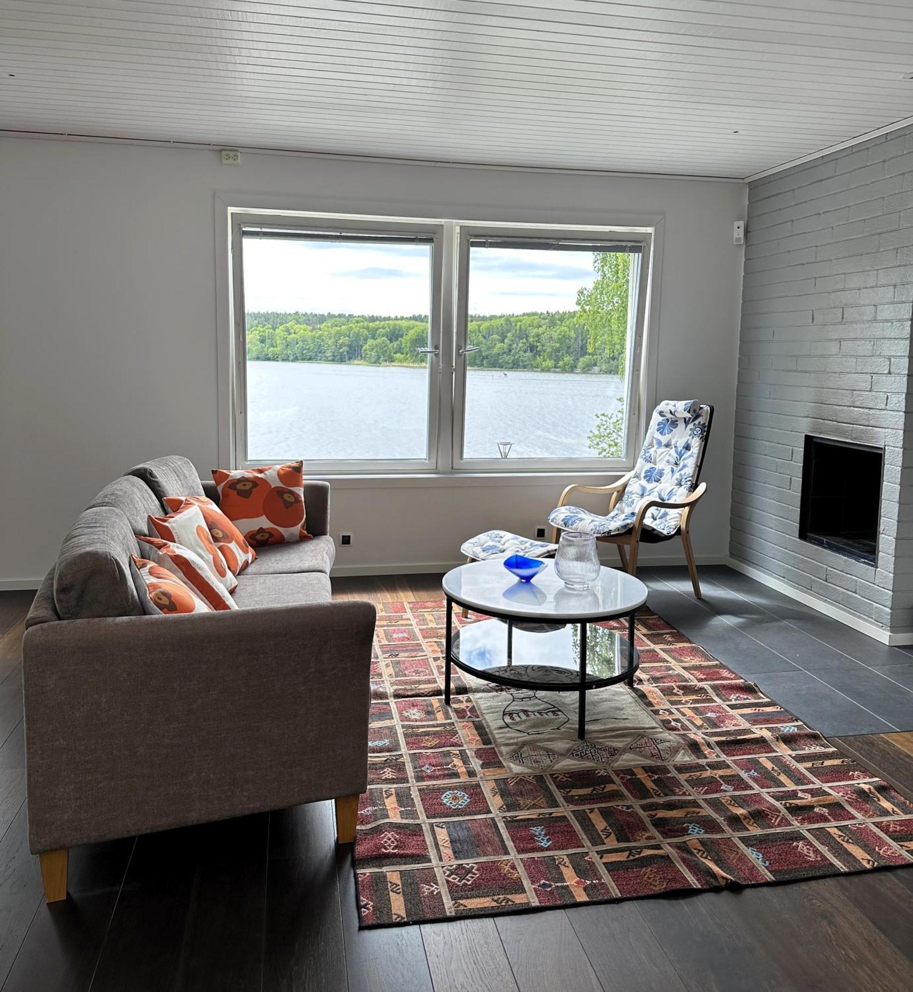 The Luxurious Lakeview Near Villa *