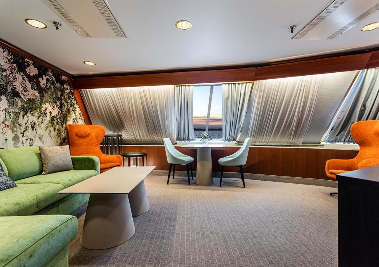 Viking Line Ferry Gabriella - 2-night Cruise Stockholm-helsinki-stockholm
