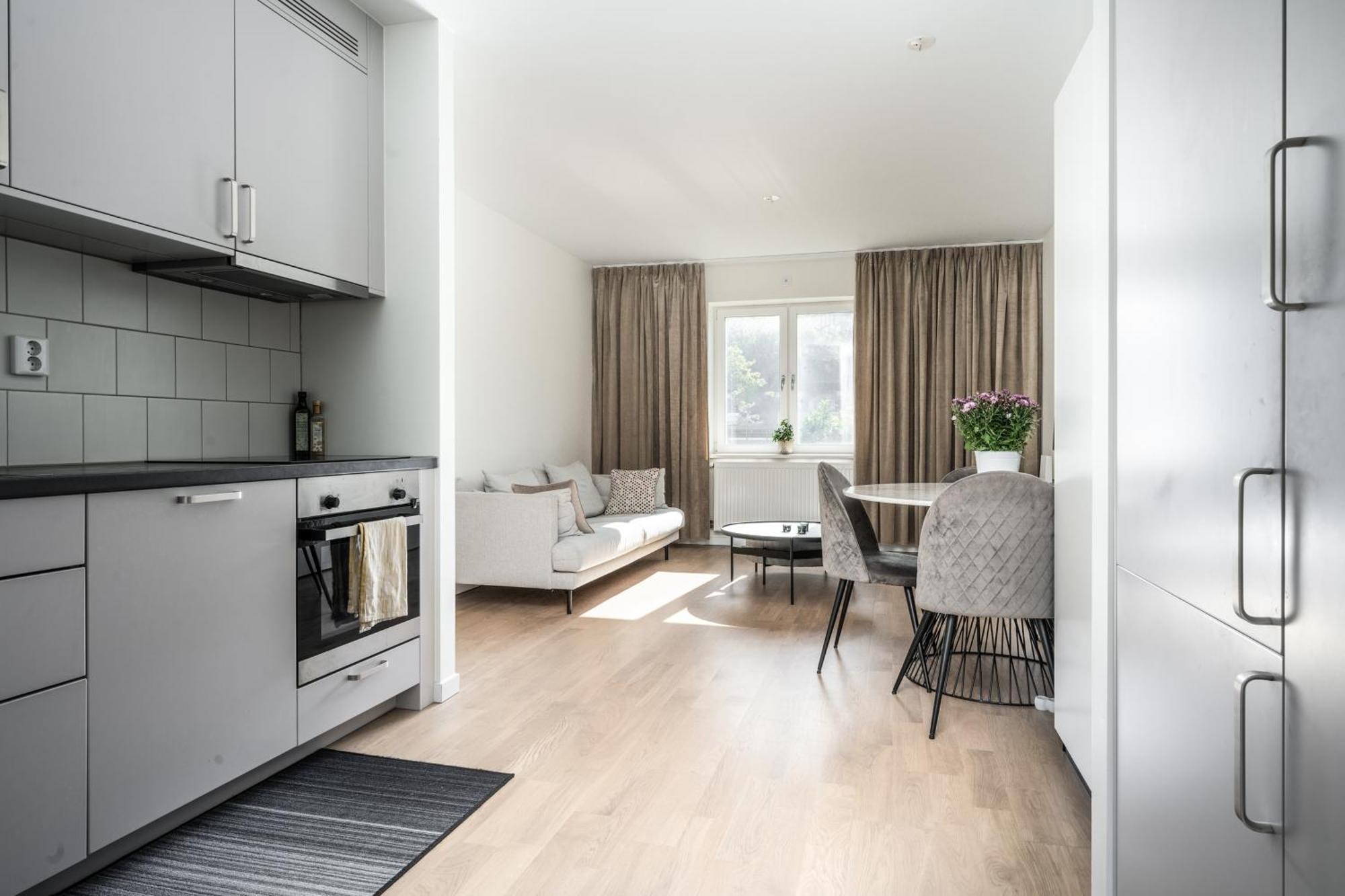 2 Bedroom Cozy In Bromma Apartment Stockholm