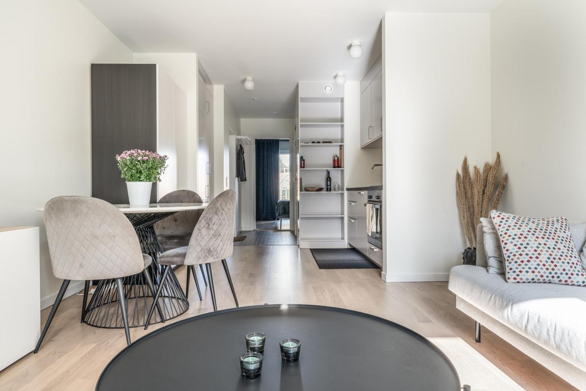 Apartment 2 Bedroom Cozy In Bromma Stockholm