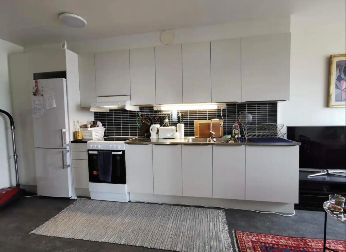 In Central Apartement With Sea View Rum i privatbostad