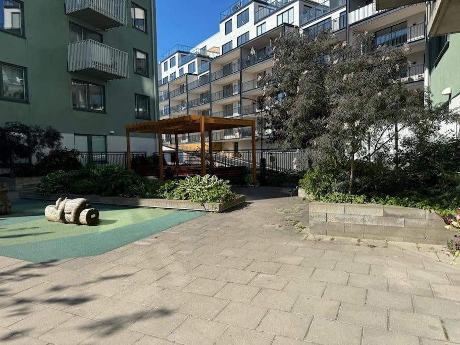 Charmig Laegenhet Med Balkong Naera Apartment Stockholm