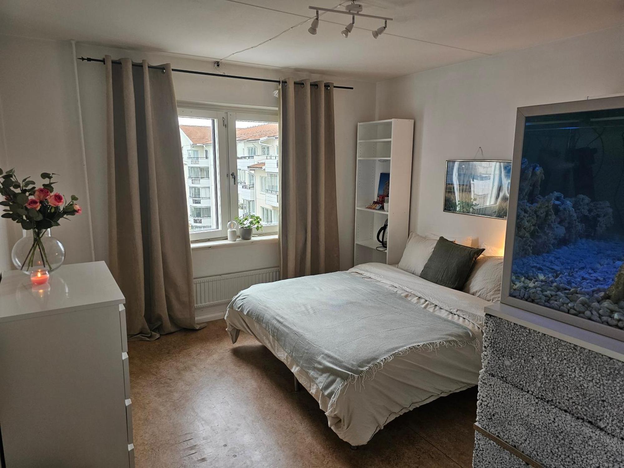With Private Entrance And Ensuite Bathroom * Stockholm