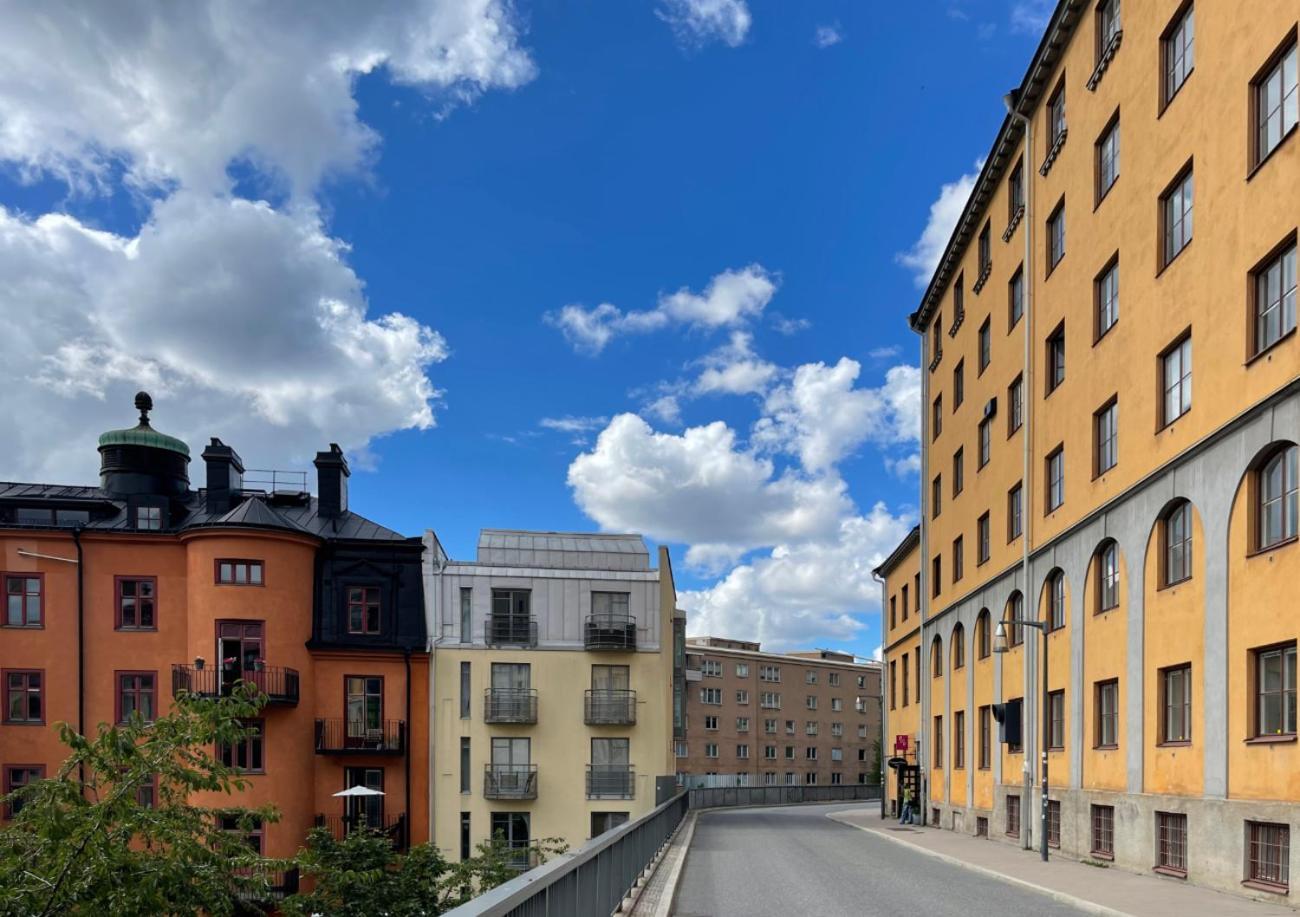Crafoord Place *
