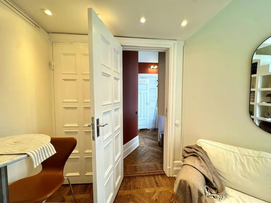 Mysig Pa Strandvaegen Apartment Stockholm
