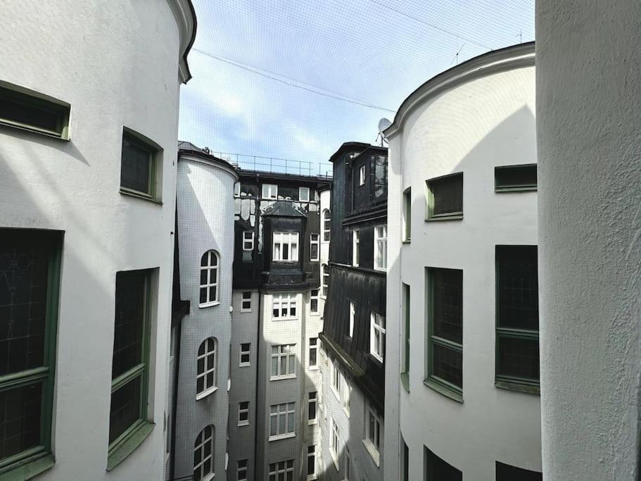 Apartment Mysig Pa Strandvaegen Stockholm