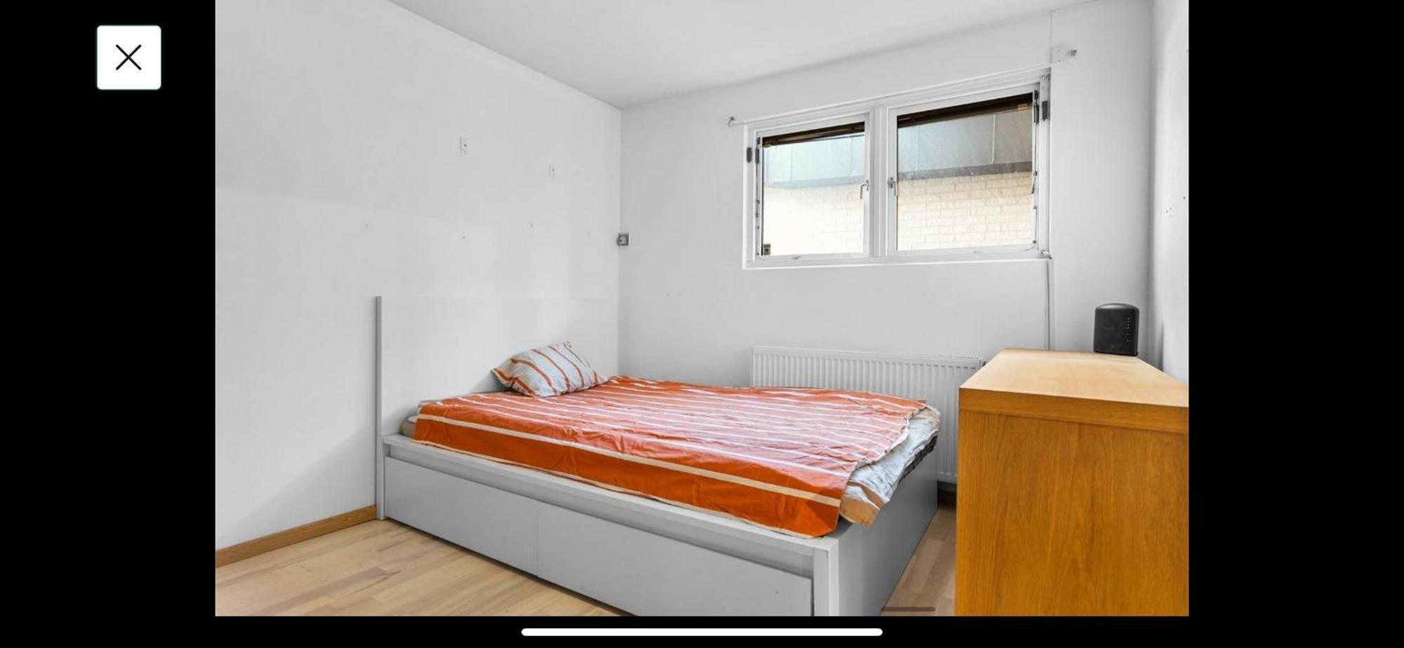 Apartment 2 Bedrooms 1 Bathroom Kitchen