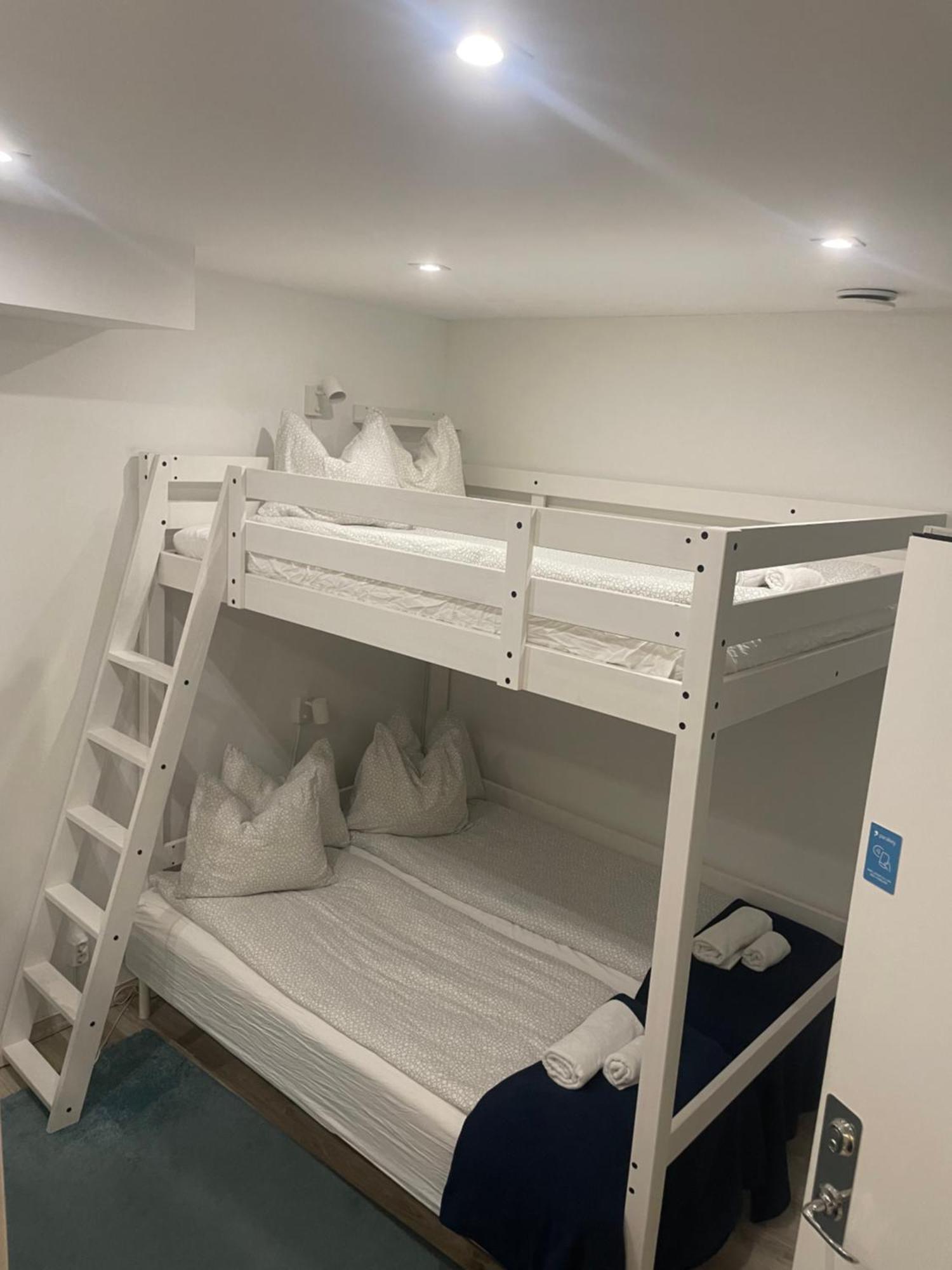 Smart Kapselhotell 2*