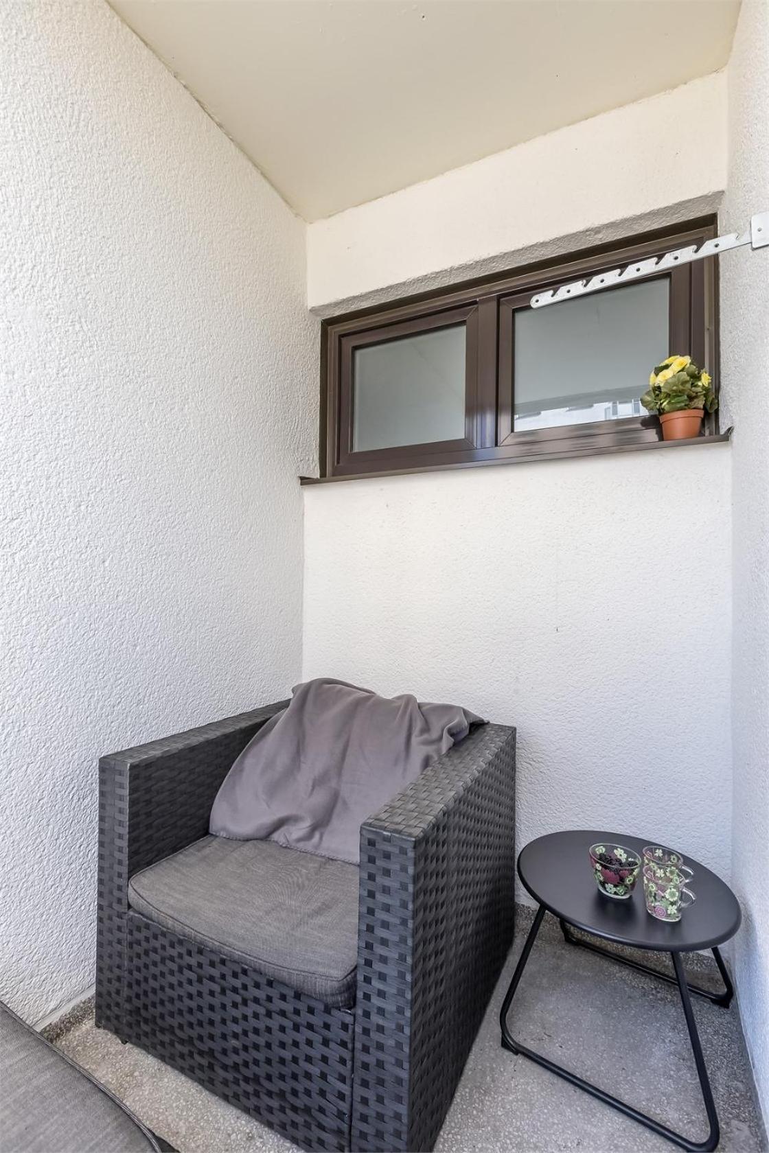 Apartment Vackert Nyrenoverad Laegenhet Stockholm