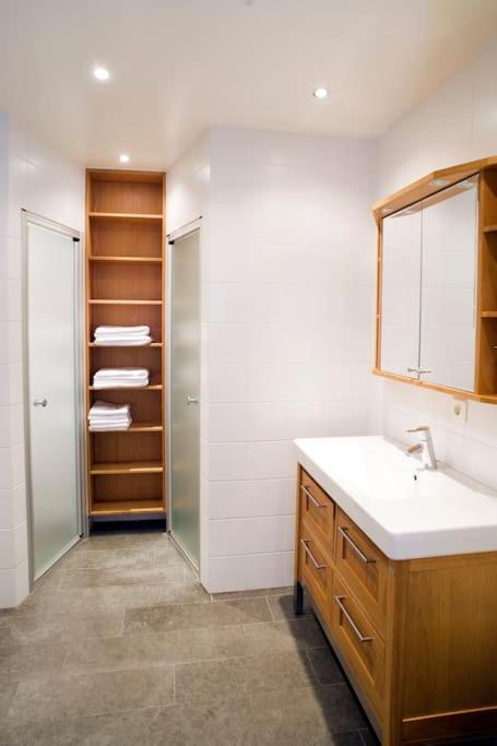 Delightful One-bedroom - Glory1 *