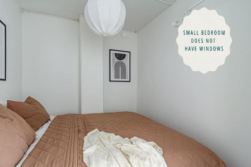 Affordable 2br In Eclectic Sofo - Construction Work Apartment