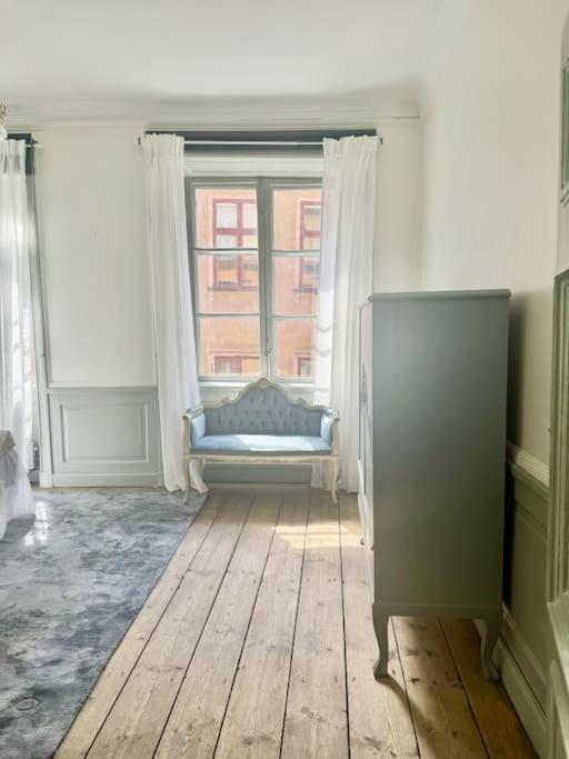 Historisk Laegenhet I Gamla Stan Apartment Stockholm
