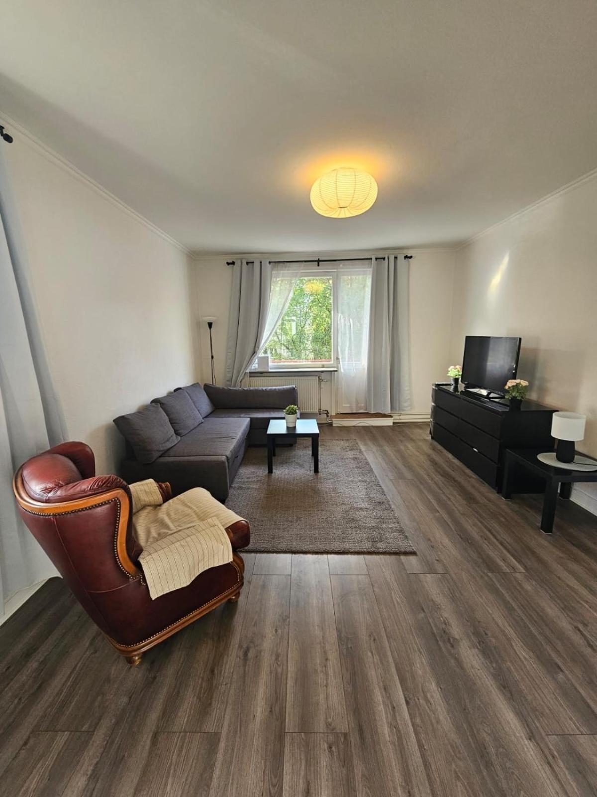 Apartment Flatin Erbjuder Laegenheter I Soedra
