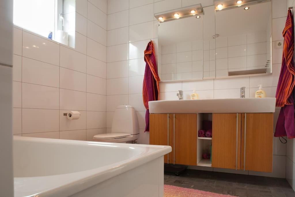 Villa - With Pool & Sauna