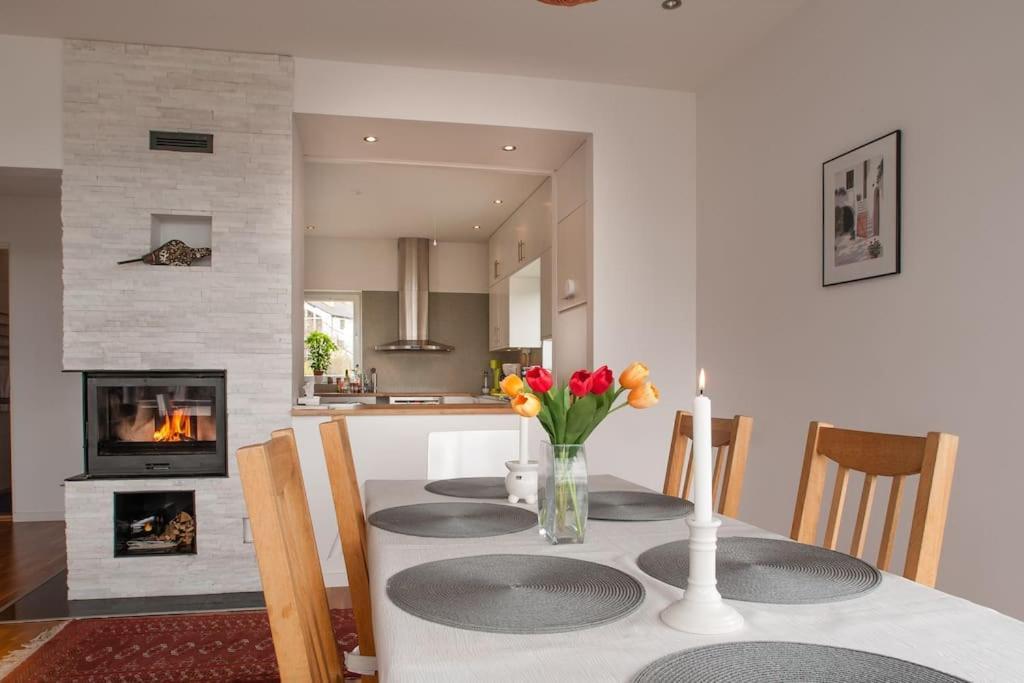 - With Pool & Sauna Villa Stockholm