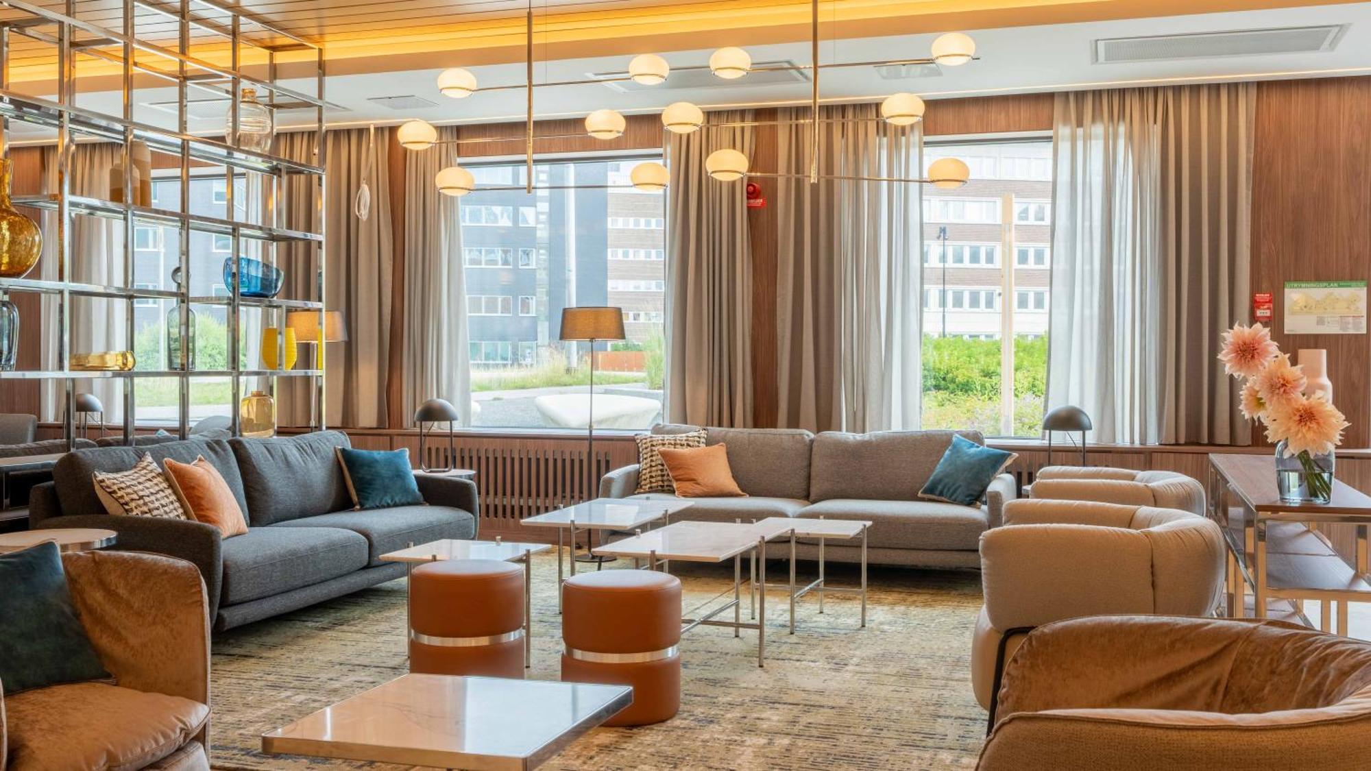 Voco - Kista By Ihg 4*