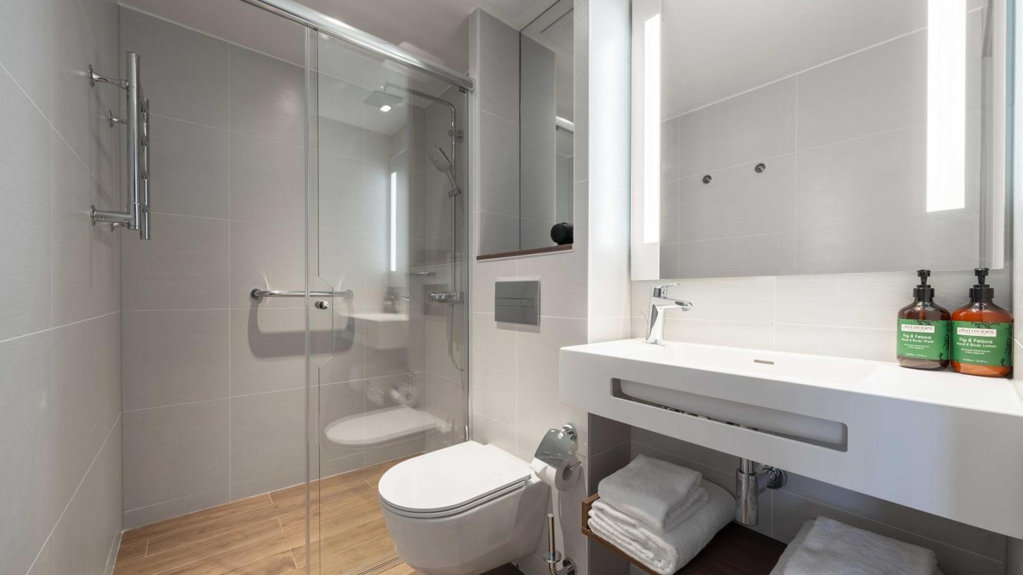 Hotell Voco - Kista By Ihg 4*