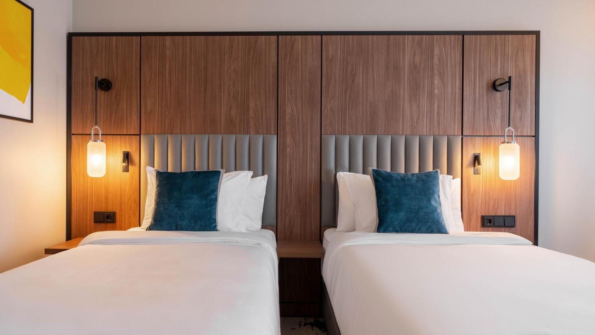 Voco - Kista By Ihg 4*