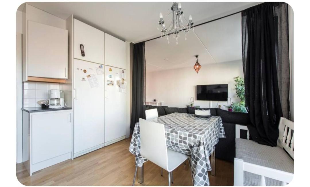 Sjoenaera * Stockholm