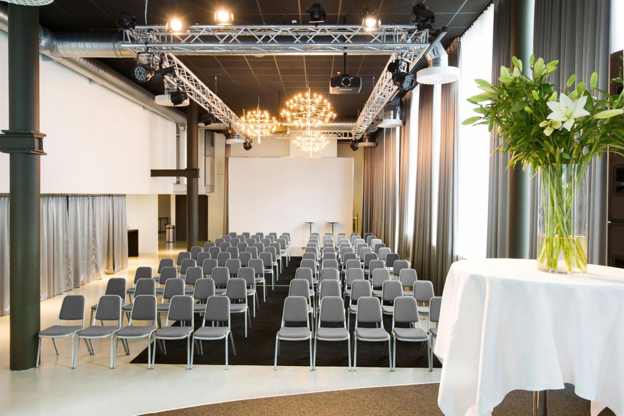 Hotell Courtyard By Marriott Kungsholmen
