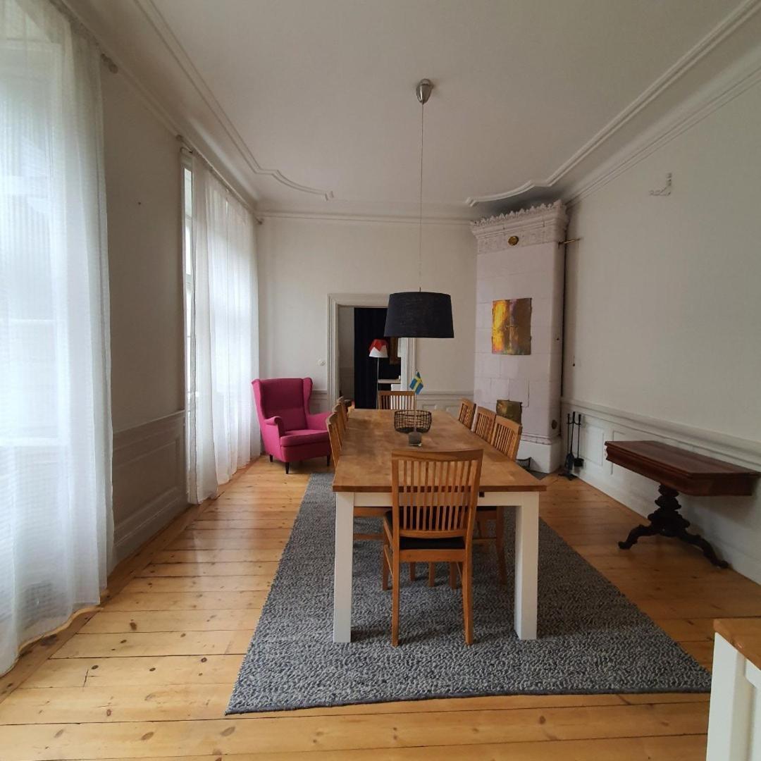 3 Bedroom In The Old Town With Bathtub! Stockholm