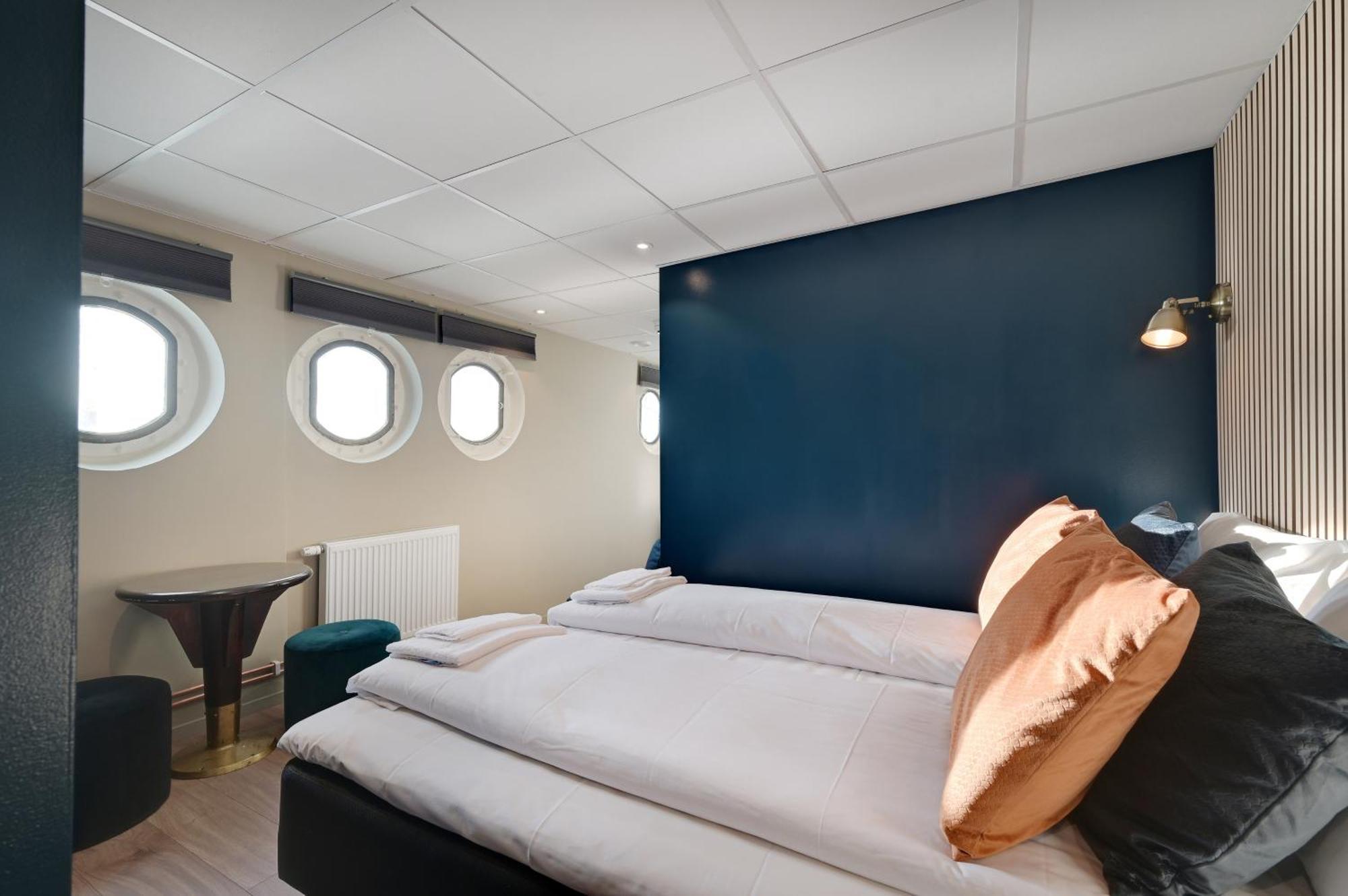 Maelardrottningen Yacht Botel Stockholm