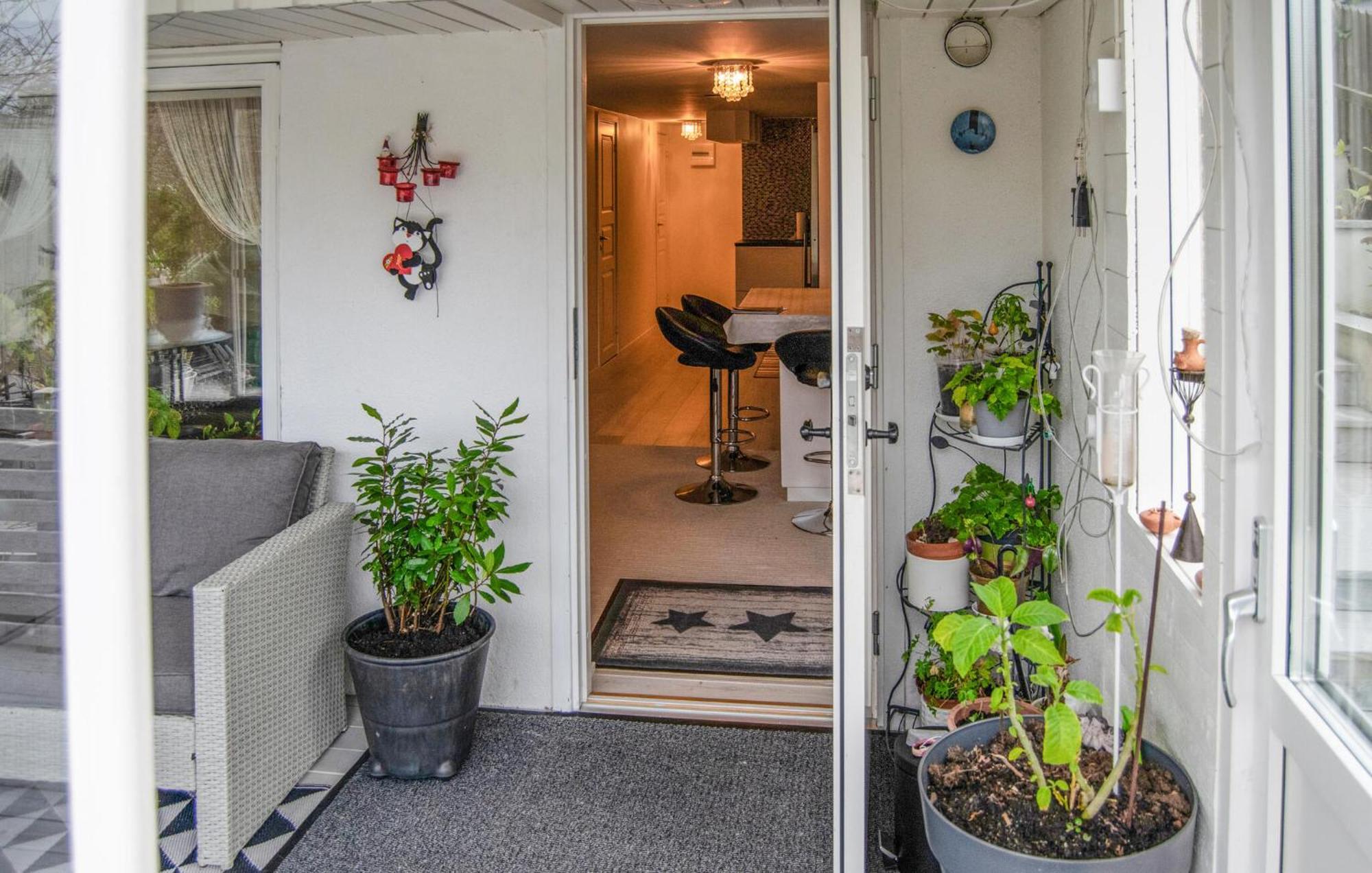 Casa de férias 2 Bedroom Cozy In Skaerholmen